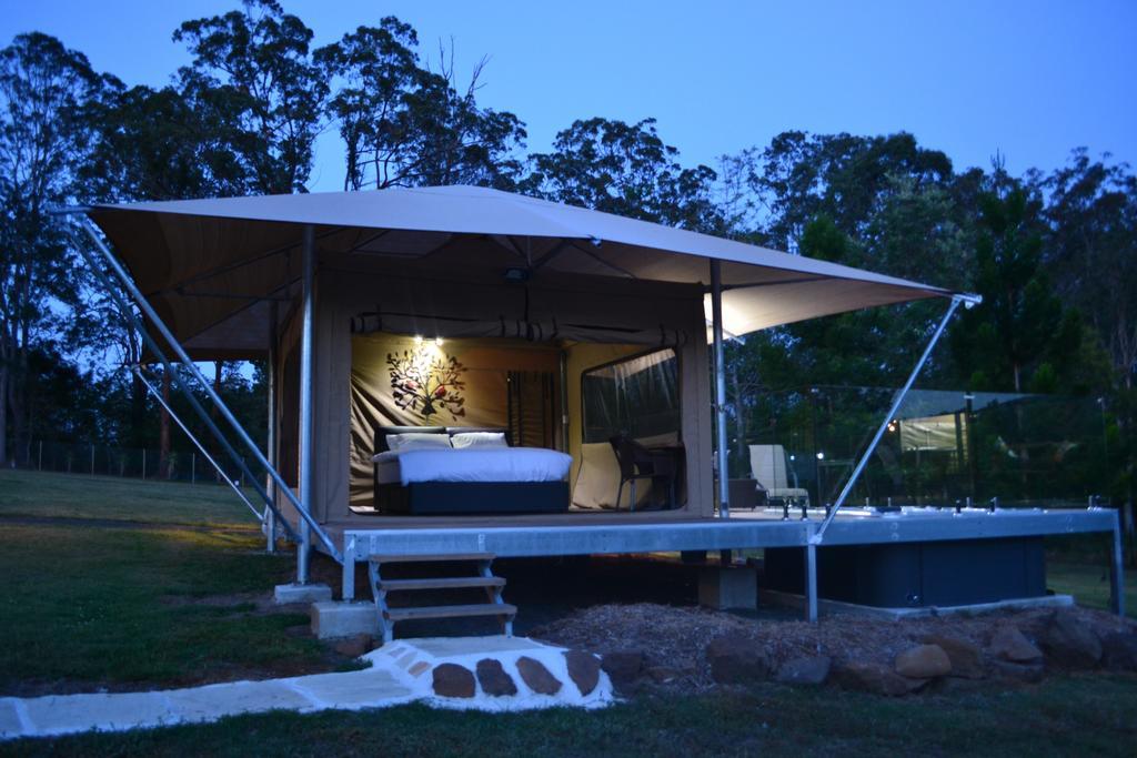 Tuckers Retreat Hotel Canungra Room photo